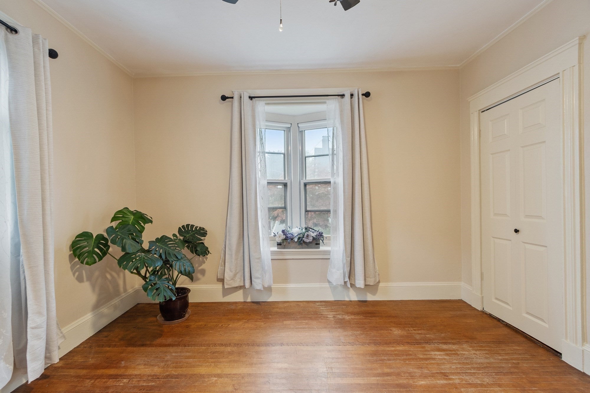 10 Byron St, Haverhill, MA, 10 Byron St, Haverhill, MA Photo #29