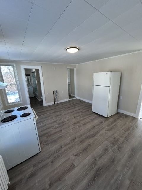 Photo of 148 Hamilton St #1, Southbridge, MA 01550 (MLS # 73522578)