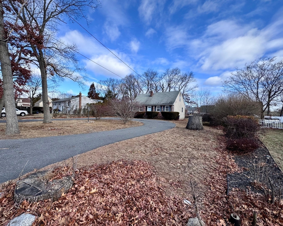 18 Oak Avenue
