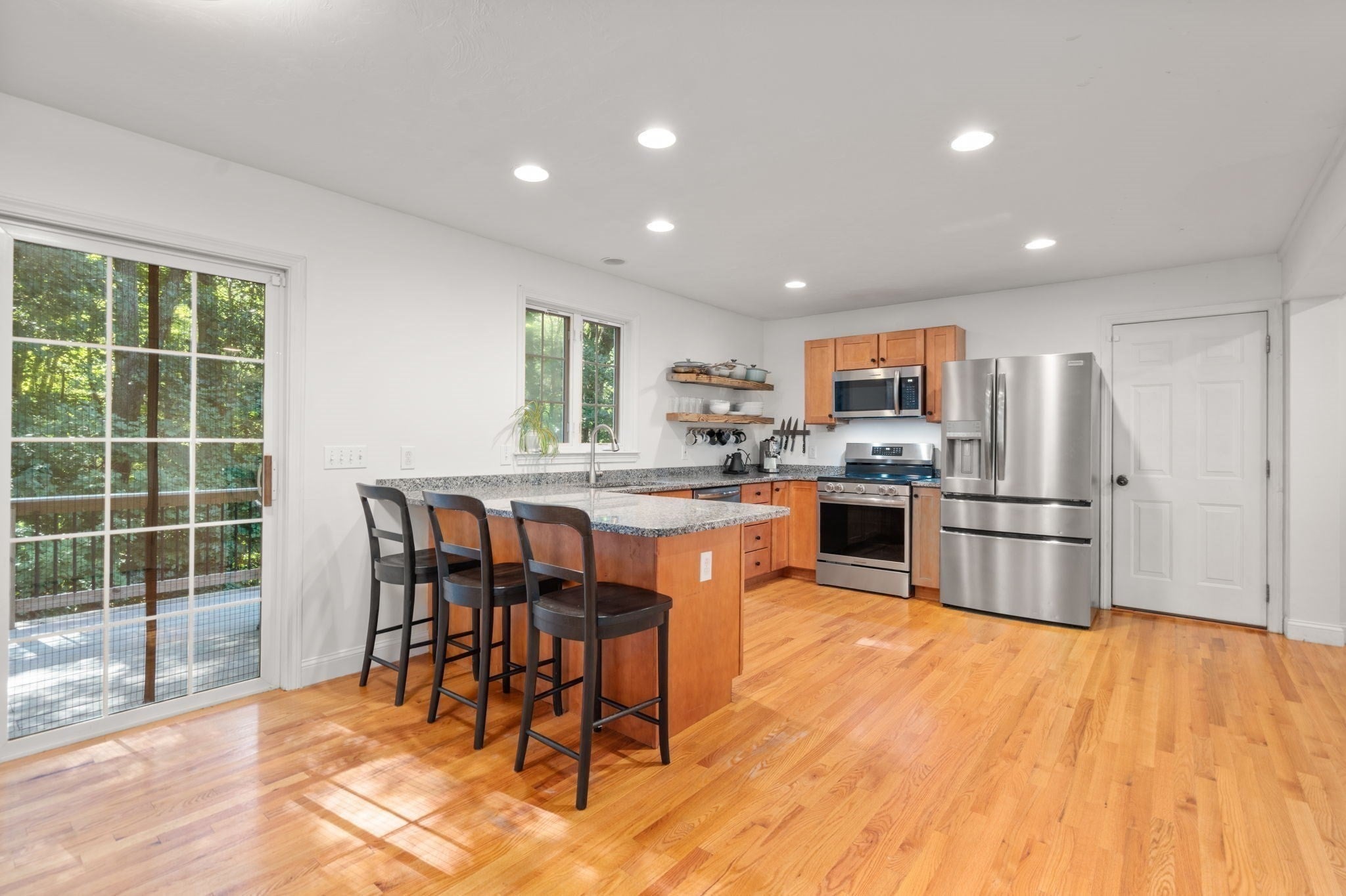 53 E Baylies Road, Charlton, MA, 53 E Baylies Road, Charlton, MA Photo #10