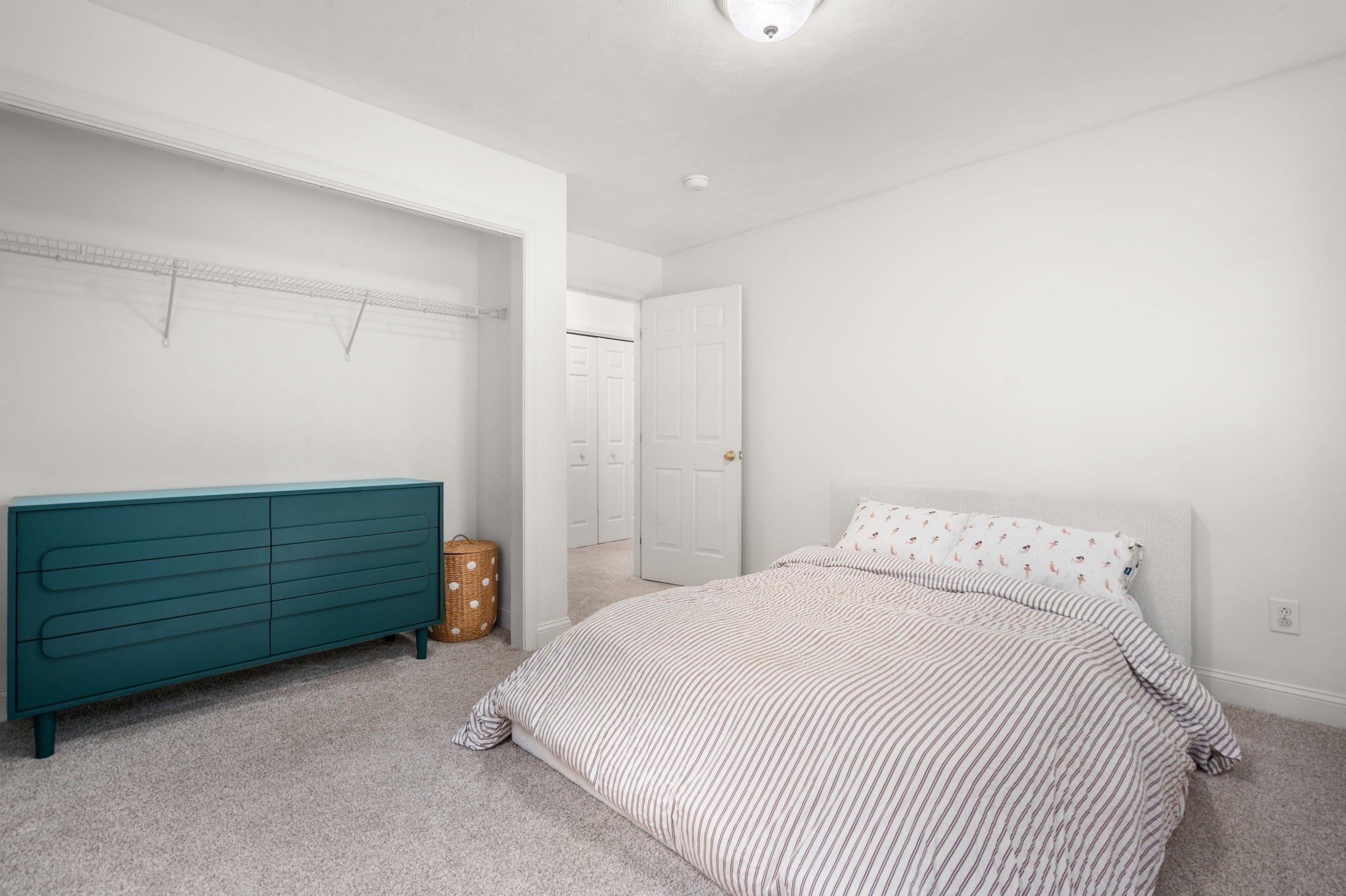 53 E Baylies Road, Charlton, MA, 53 E Baylies Road, Charlton, MA Photo #26