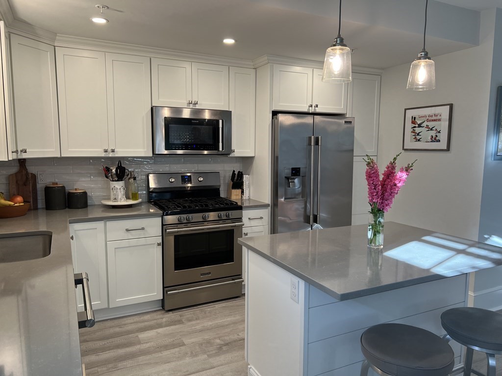 10 Congress St #102, Amesbury, MA, 10 Congress St #102, Amesbury, MA Photo #4