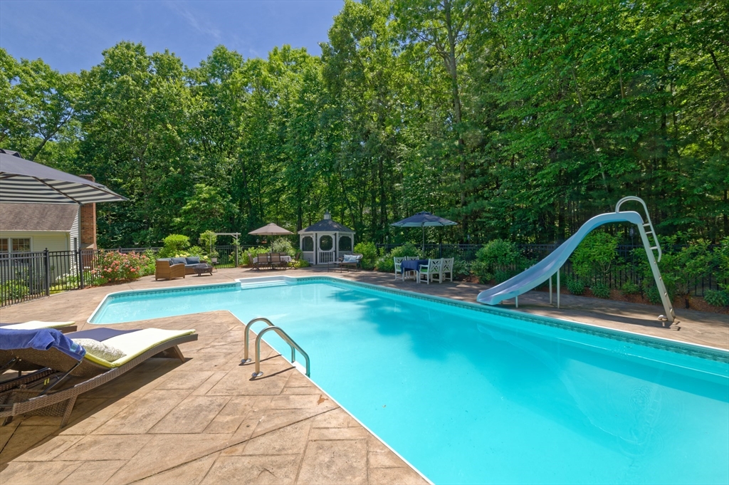 101 Hunter Rd