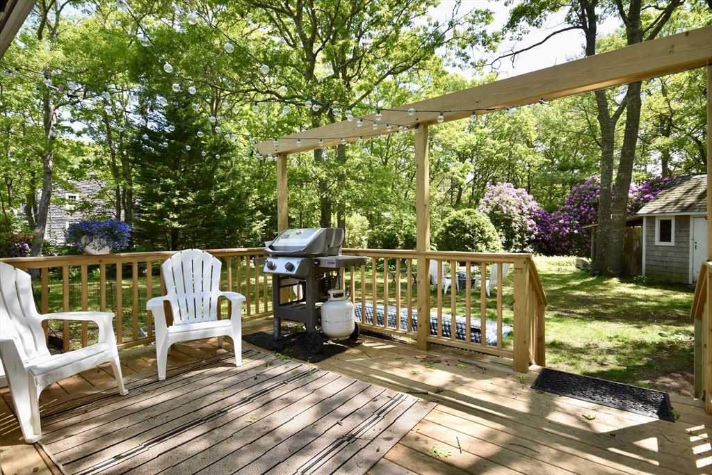 4 Spinnaker Ln