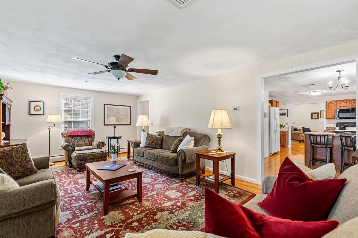 15 Andrew Ct, Swansea, MA, 15 Andrew Ct, Swansea, MA Photo #7