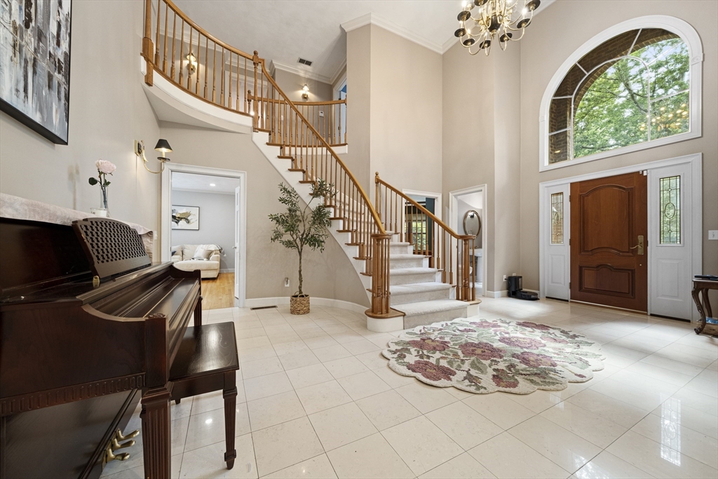 89 Bridle Path