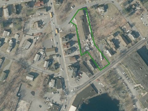 24 Weir Ave Taunton MA 02780