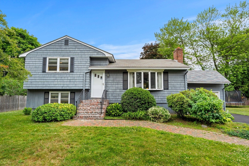 10 Pine Rd