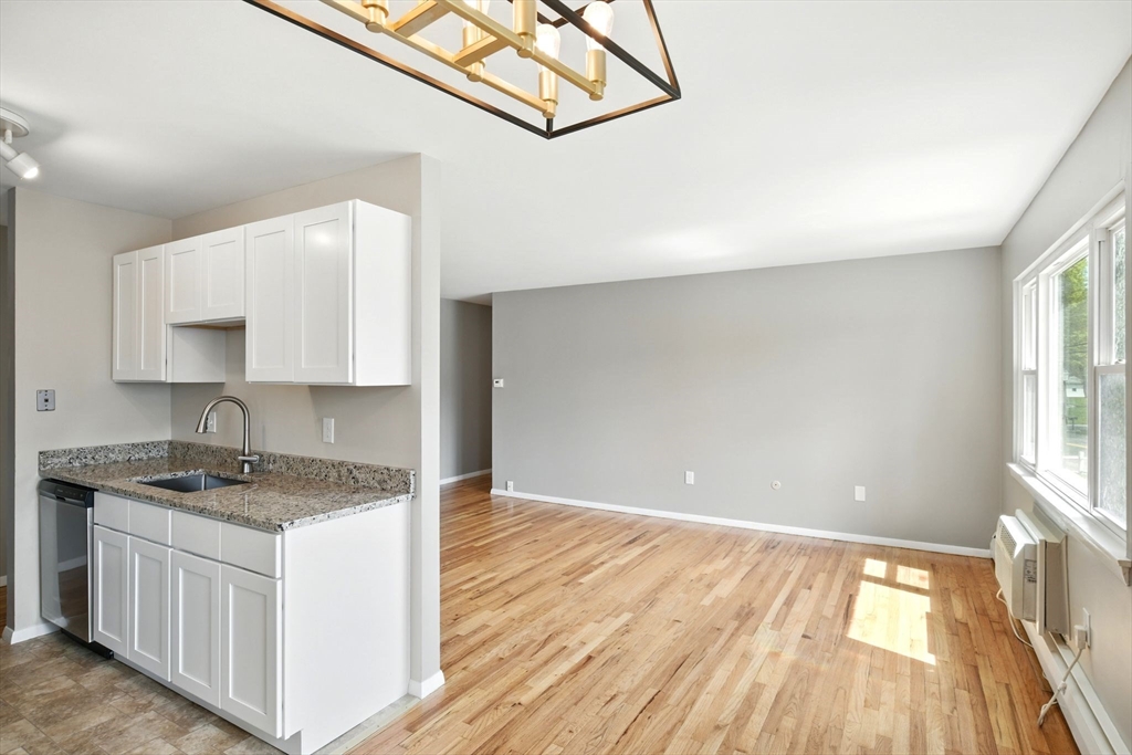20 Regency Park Drive 20