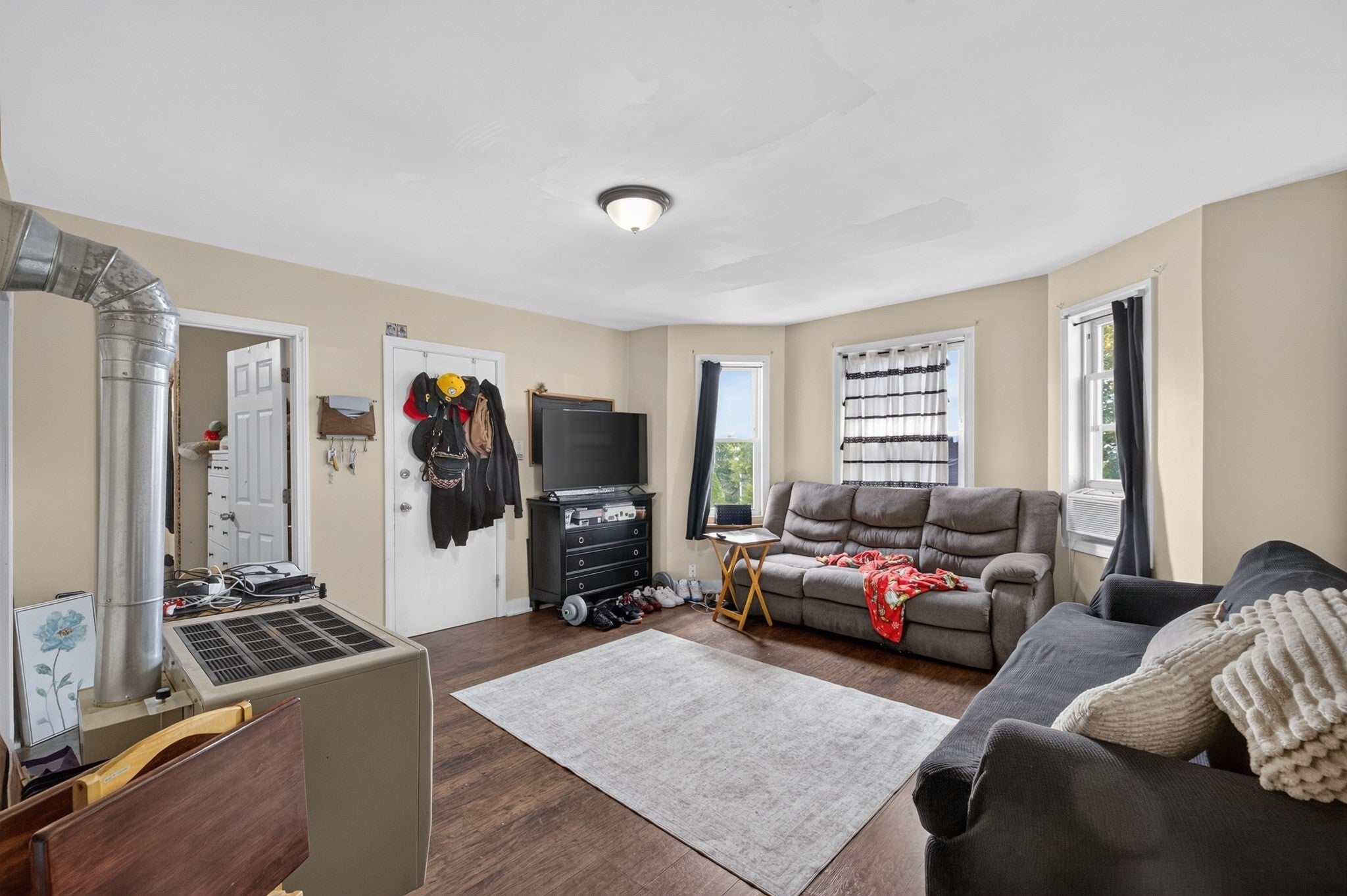 162 O'grady St, Fall River, MA, 162 O'grady St, Fall River, MA Photo #4