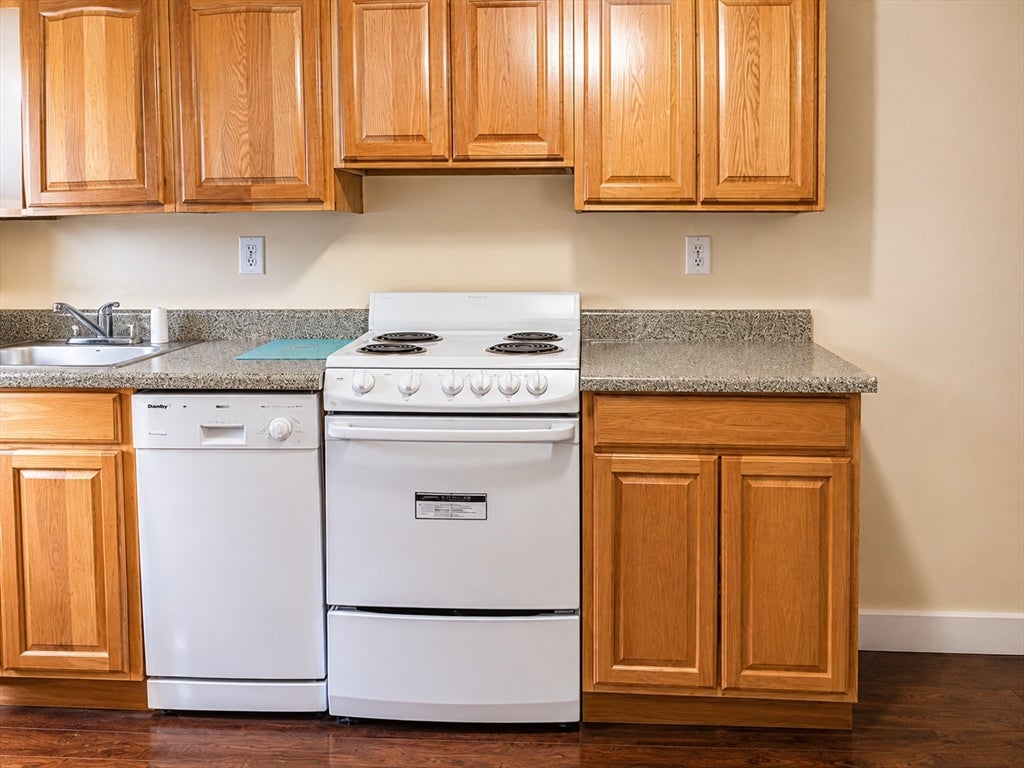 3 Revere Ct, Canton, MA, 3 Revere Ct, Canton, MA Photo #34