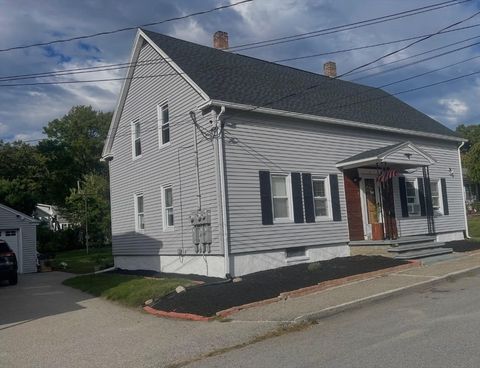 Photo of 5 Summit St, Webster, MA 01570 (MLS # 73492554)