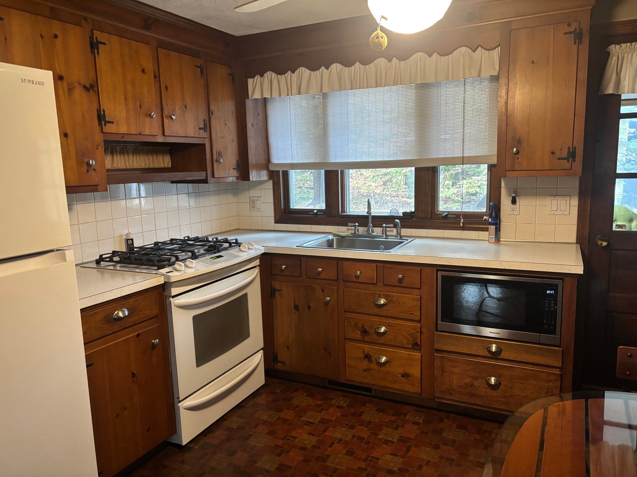 107 School Street, Chelmsford, MA, 107 School Street, Chelmsford, MA Photo #13