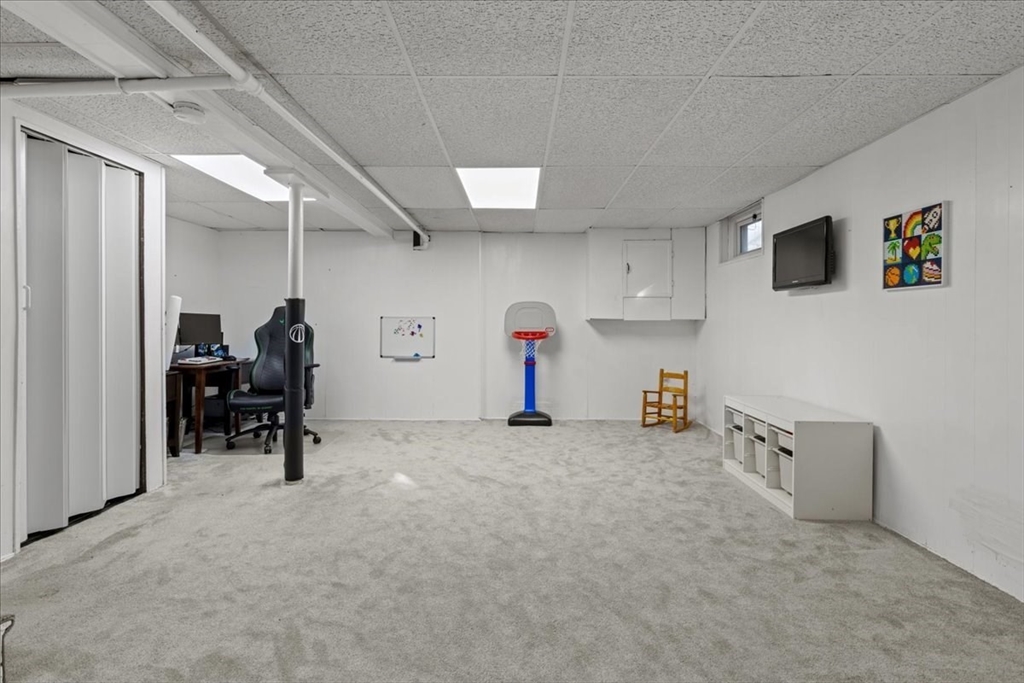 533 Chestnut Street, Needham, MA, 533 Chestnut Street, Needham, MA Photo #15