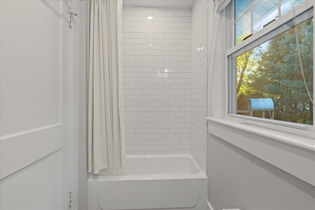533 Chestnut Street, Needham, MA, 533 Chestnut Street, Needham, MA Photo #14