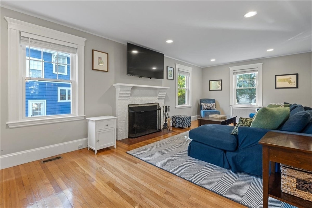 533 Chestnut Street, Needham, MA, 533 Chestnut Street, Needham, MA Photo #7