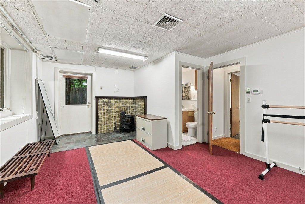 8 Morgan Cir, Amherst, MA, 8 Morgan Cir, Amherst, MA Photo #29