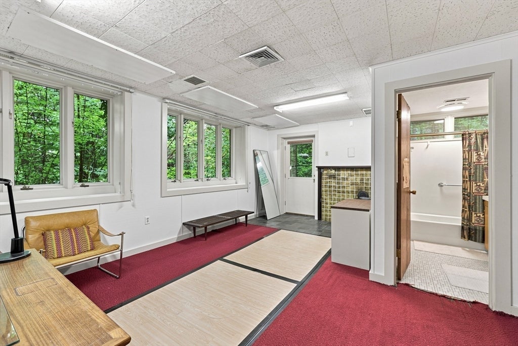 8 Morgan Cir, Amherst, MA, 8 Morgan Cir, Amherst, MA Photo #30