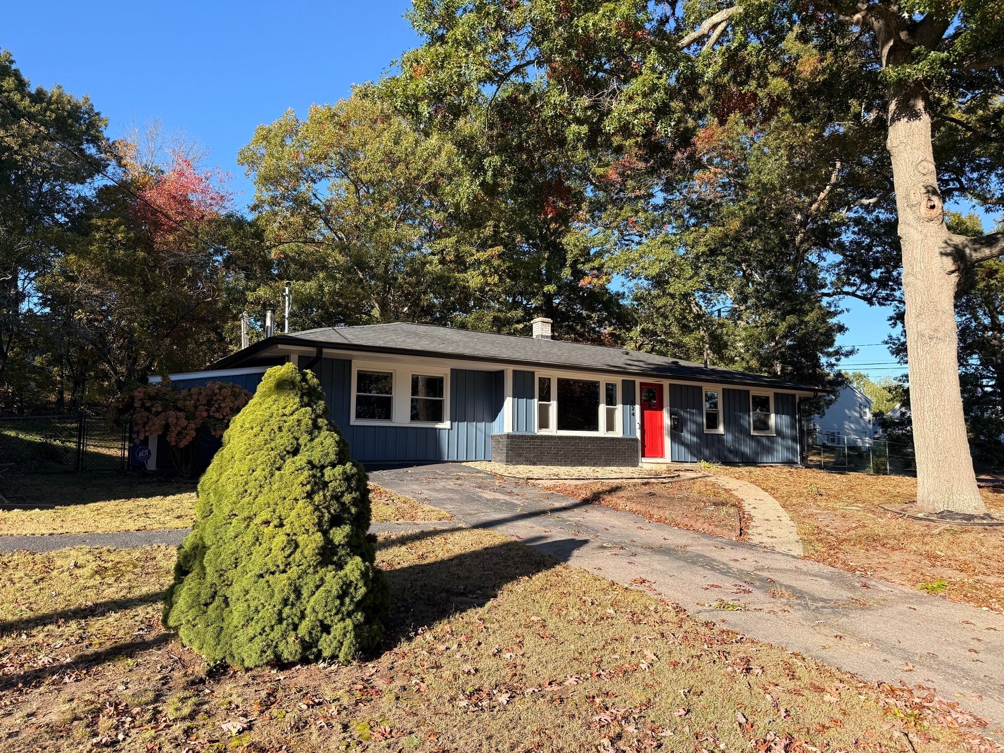 124 Sharon St, Brockton, MA, 124 Sharon St, Brockton, MA Photo #2