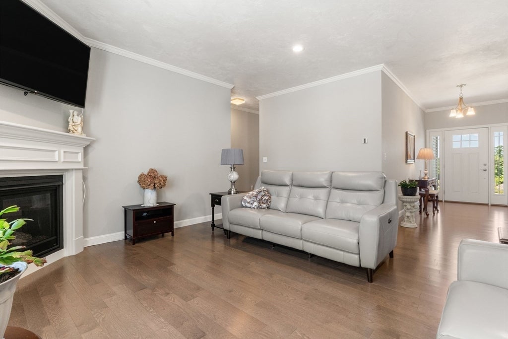 4 Meadow Lane, Blackstone, MA, 4 Meadow Lane, Blackstone, MA Photo #7
