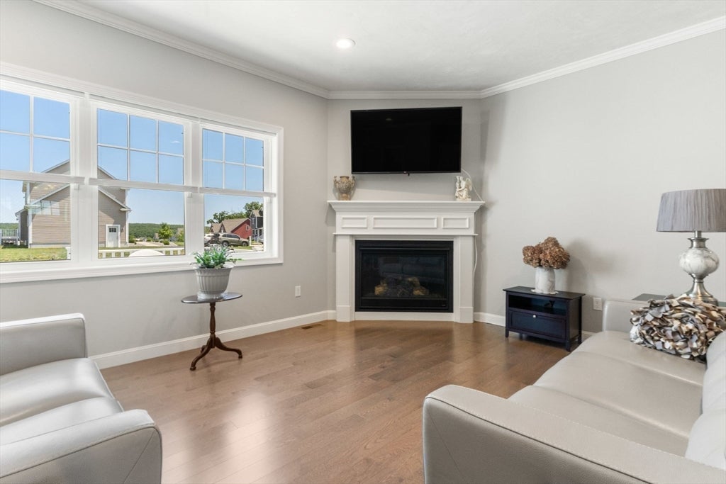 4 Meadow Lane, Blackstone, MA, 4 Meadow Lane, Blackstone, MA Photo #5