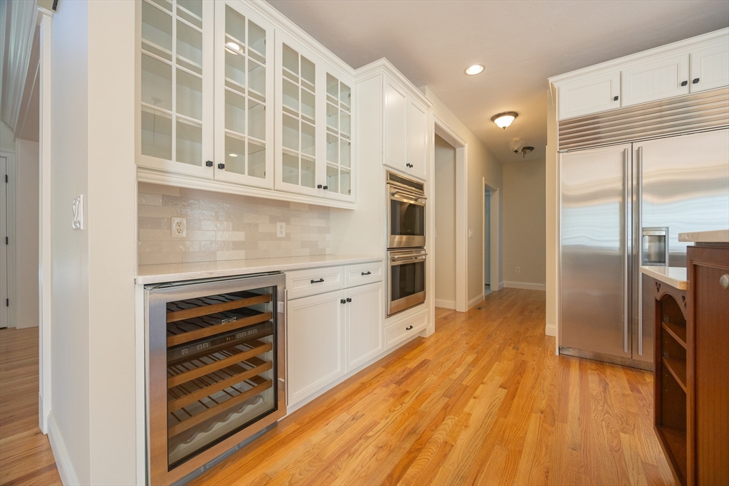 2 Pine Ridge Ln