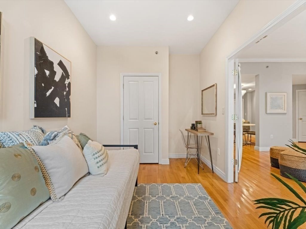 4 Charlesgate East #404, Boston, MA Photo #18