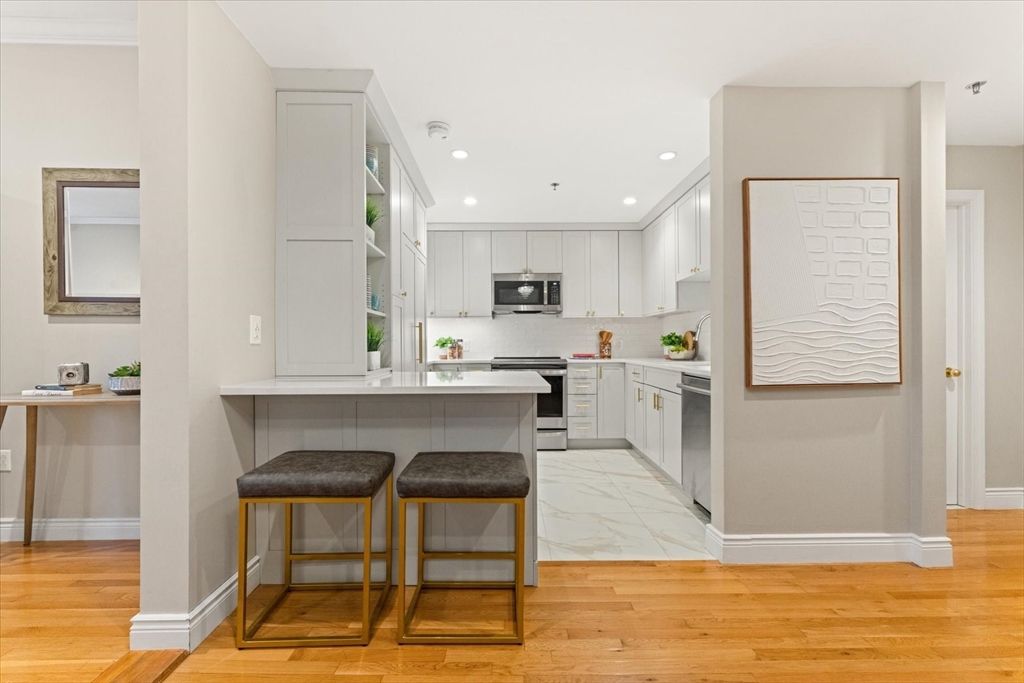 4 Charlesgate East #404, Boston, MA Photo #11