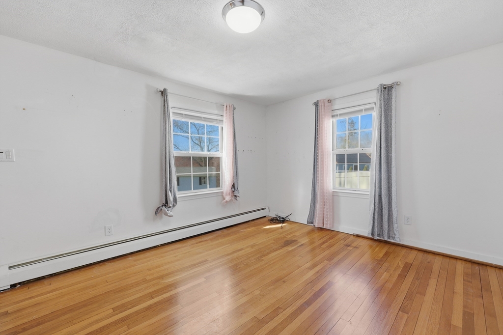 32 Indian Lake Parkway