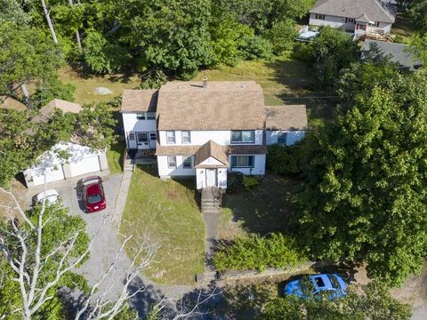 2 Diane St Millbury MA 01527