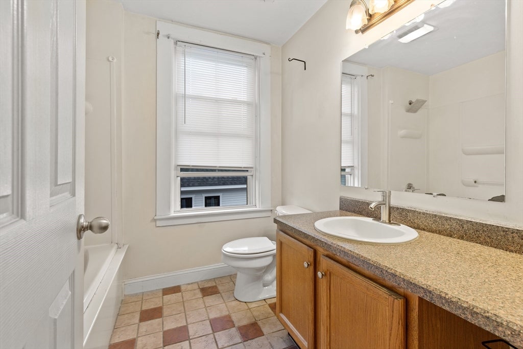 14 West St, East Bridgewater, MA, 14 West St, East Bridgewater, MA Photo #5