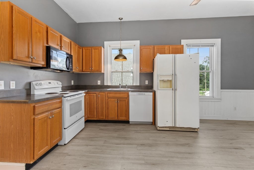 14 West St, East Bridgewater, MA, 14 West St, East Bridgewater, MA Photo #8