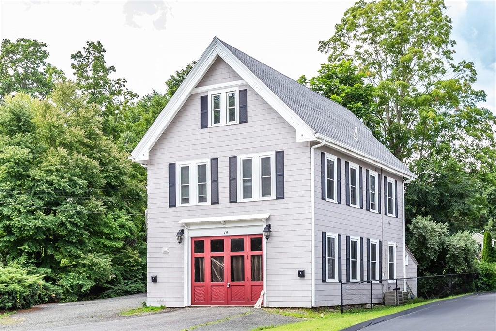 14 West St, East Bridgewater, MA, 14 West St, East Bridgewater, MA Photo #3