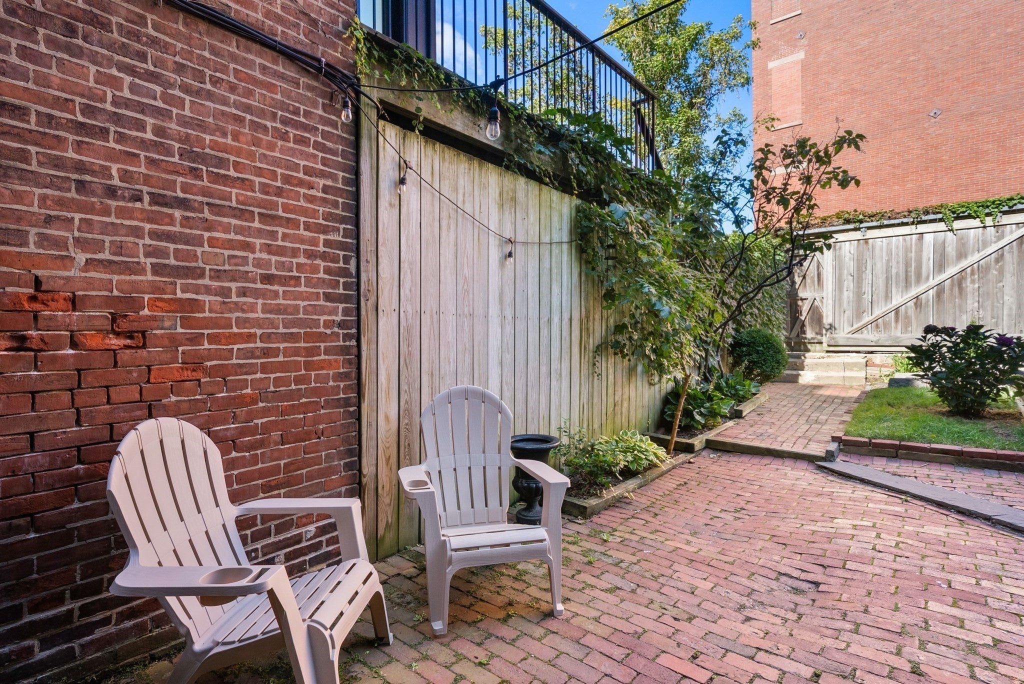 439 Shawmut Ave 6