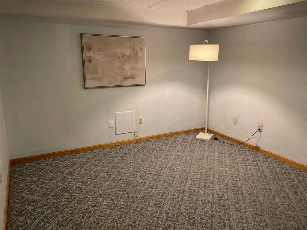 902 Pouliot Place, Wilmington, MA Photo #21