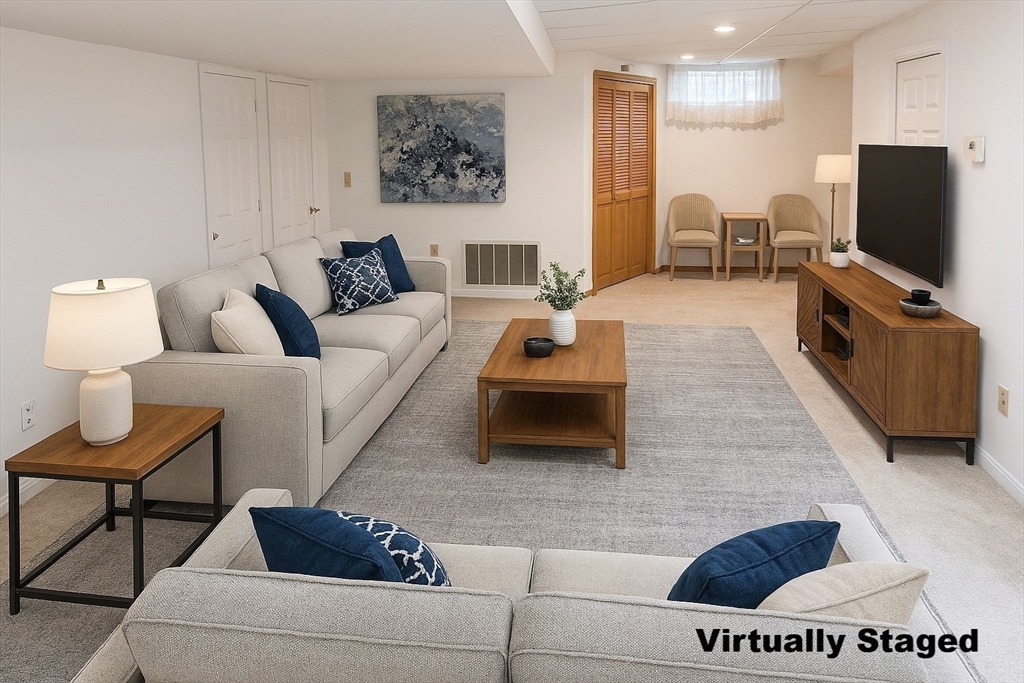 902 Pouliot Place, Wilmington, MA Photo #18