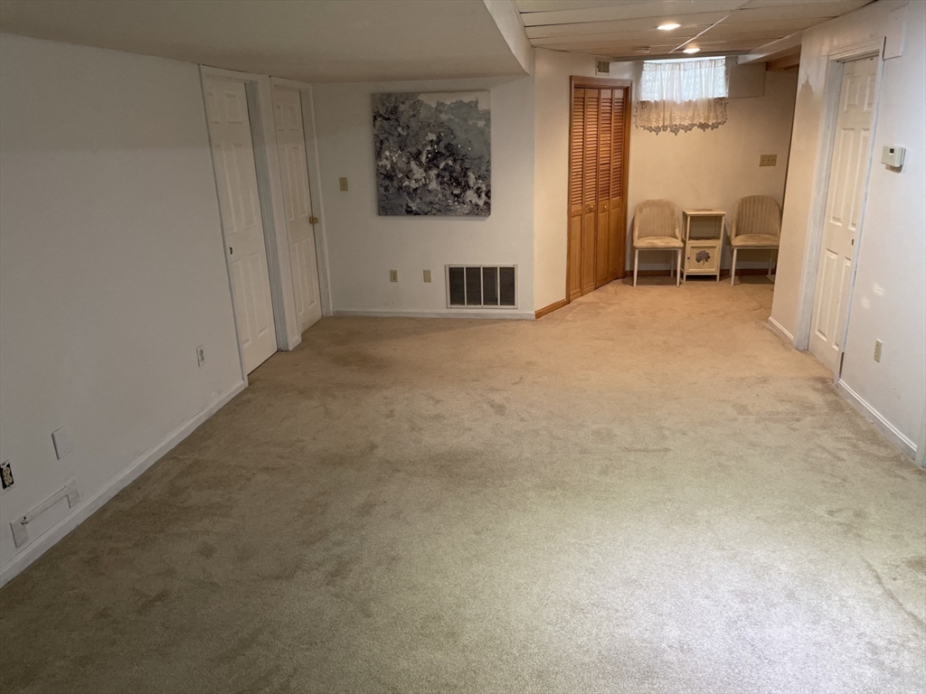 902 Pouliot Place, Wilmington, MA Photo #20