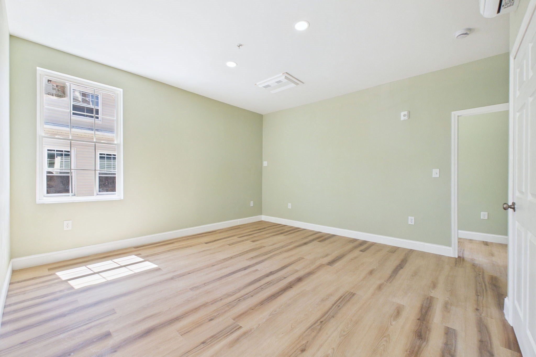 110 Eighth Street, New Bedford, MA, 110 Eighth Street, New Bedford, MA Photo #38