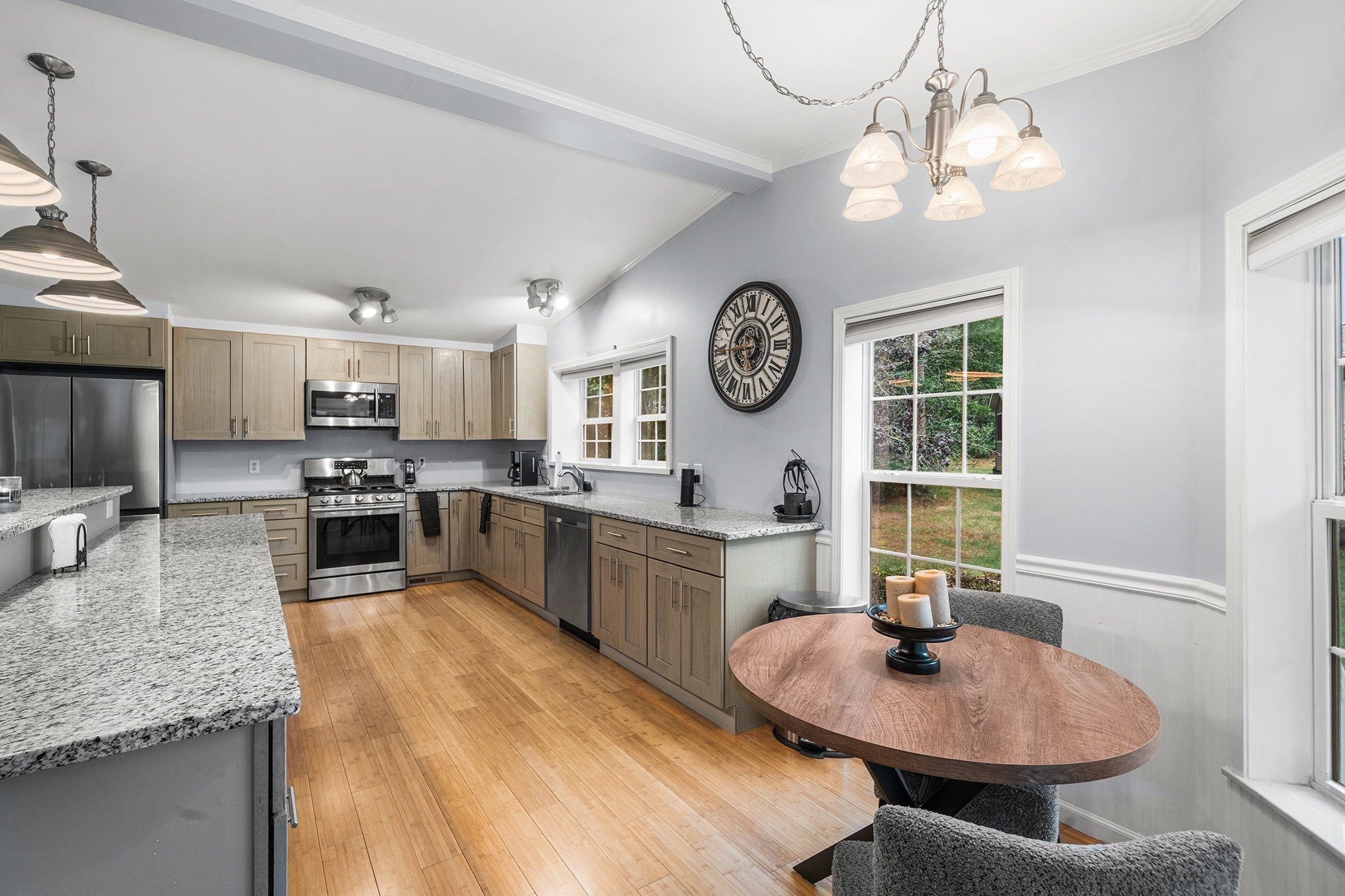 7012 Oak Point Dr, Middleboro, MA Photo #8