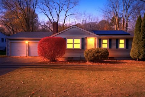 186 Bolton St Springfield MA 01129