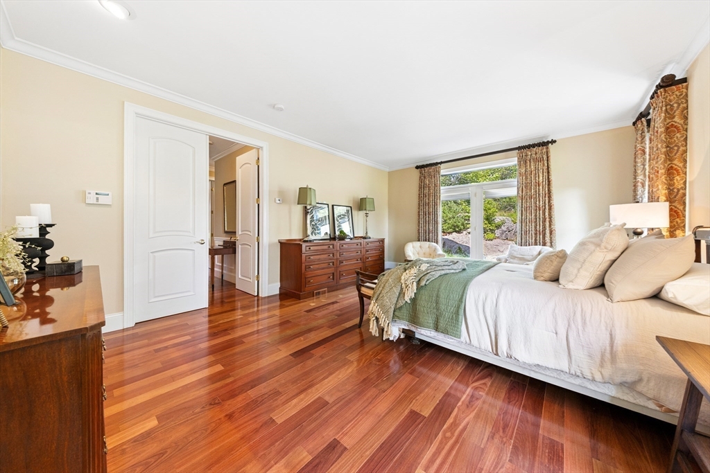 Wrentham, Massachusetts 02093, United States, 3 Bedrooms Bedrooms, ,3 BathroomsBathrooms,Residential,Active,186838