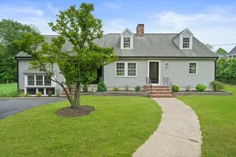 368 King St Hanover MA 02339