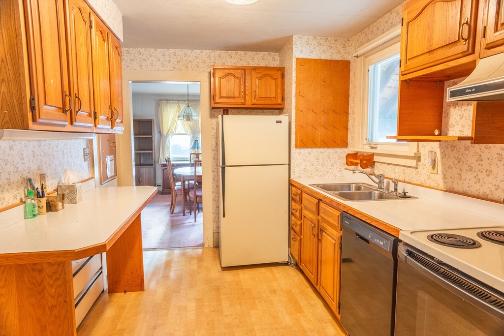 32 Notch Rd, North Adams, MA Photo #16