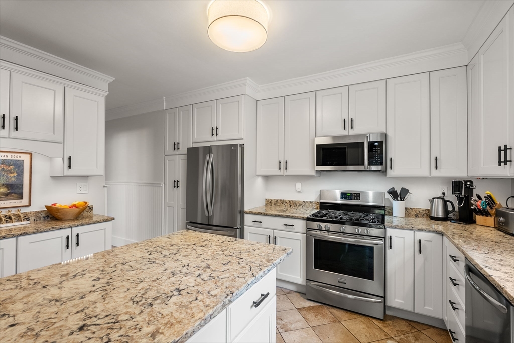 1469 Centre St #2, Newton, MA, 1469 Centre St #2, Newton, MA Photo #7