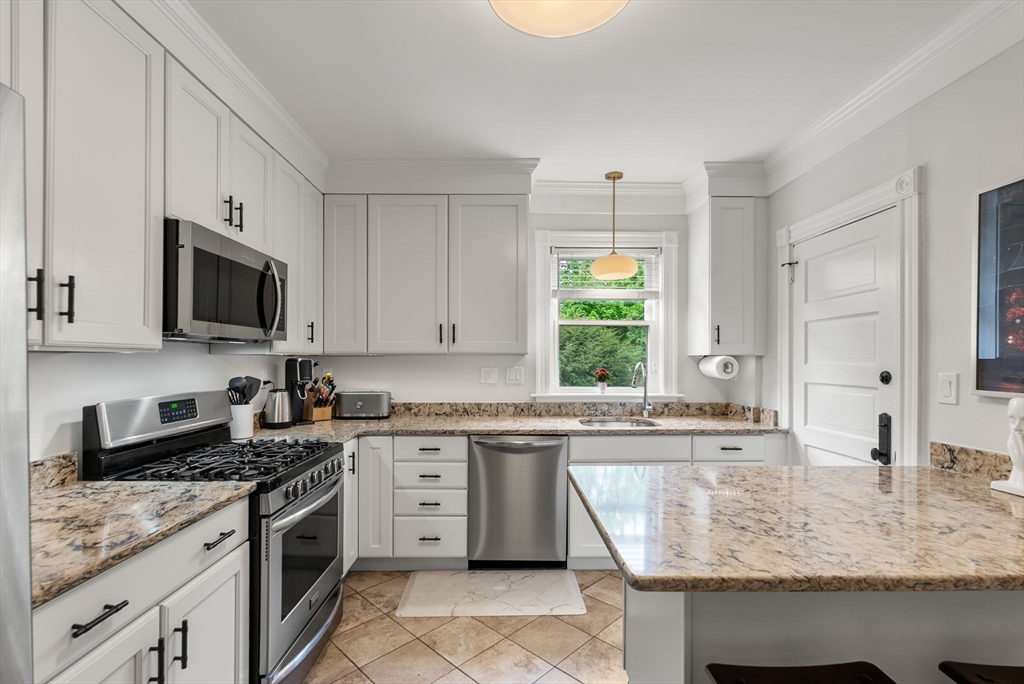 1469 Centre St 2