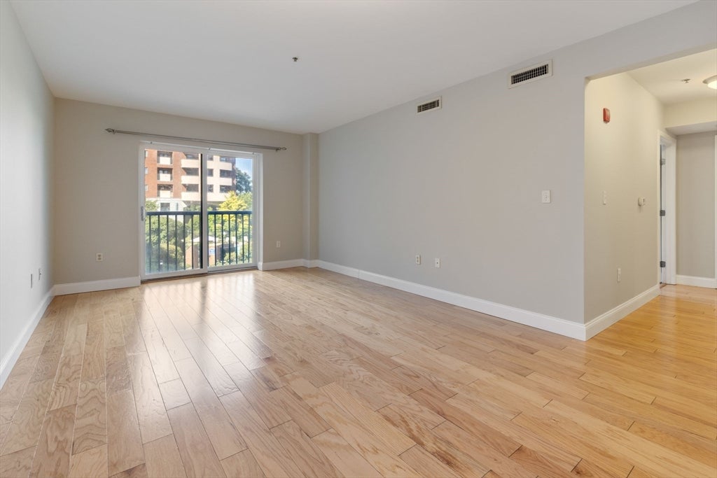 175 Cottage St #214, Chelsea, MA, 175 Cottage St #214, Chelsea, MA Photo #8