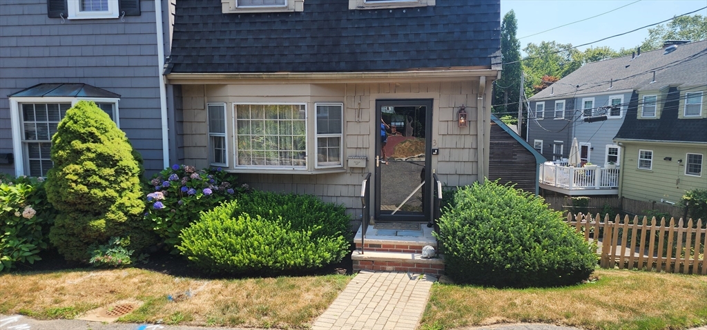 3 Frost Ln 1