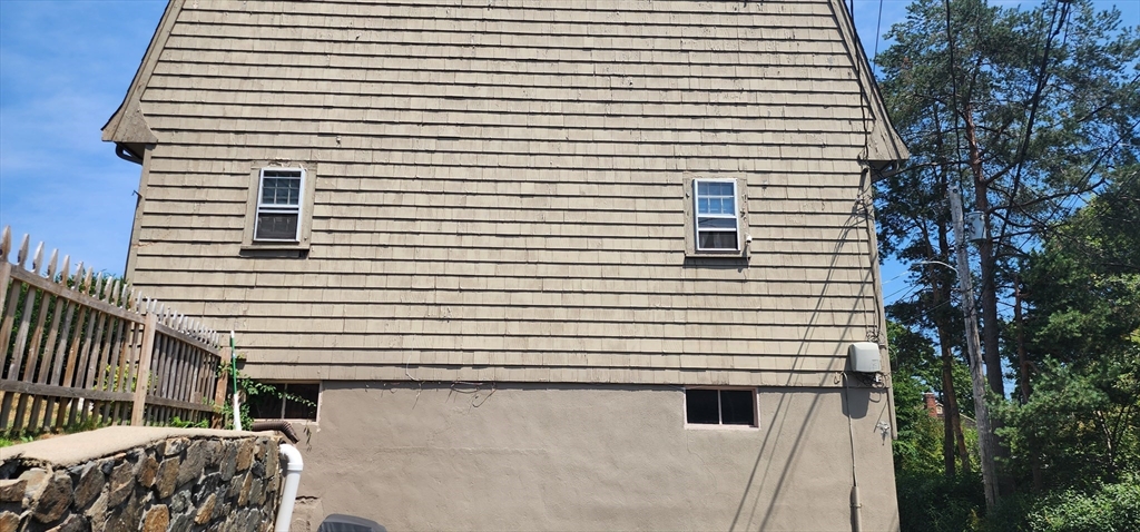3 Frost Ln 1