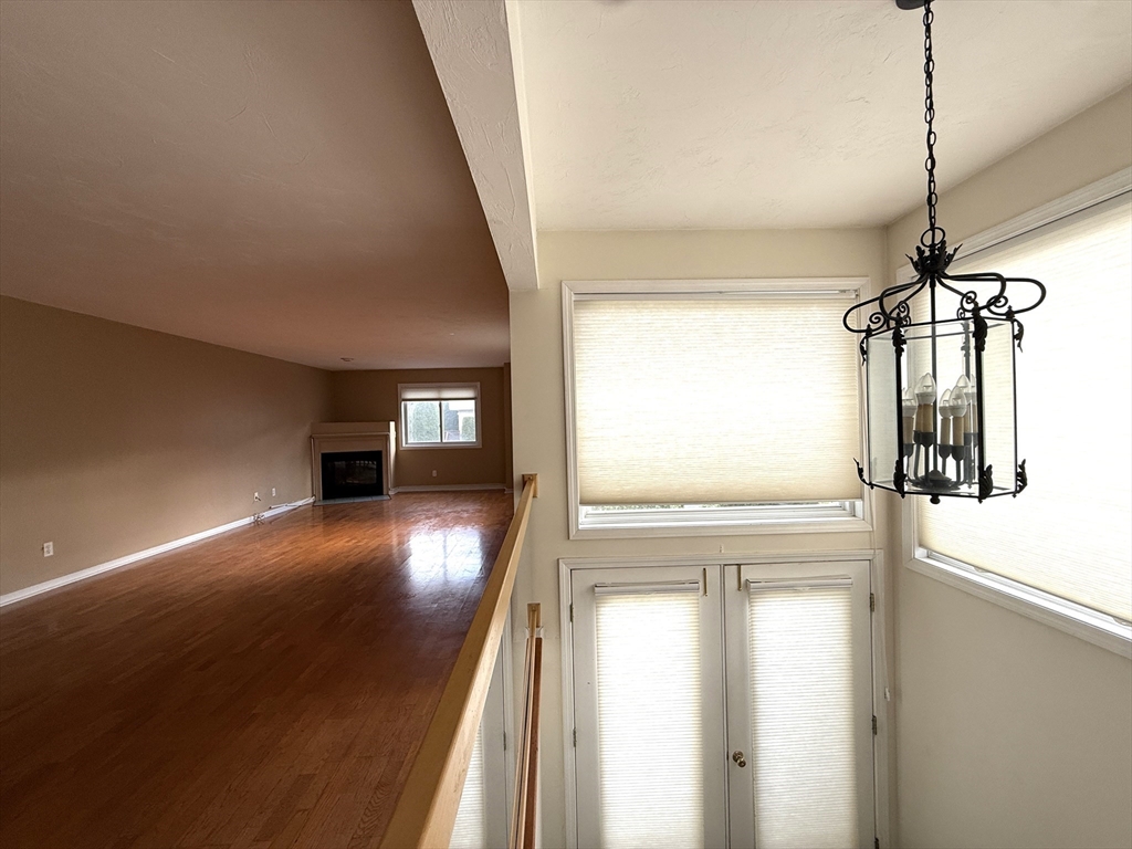 227 Captain Eames Cir 227