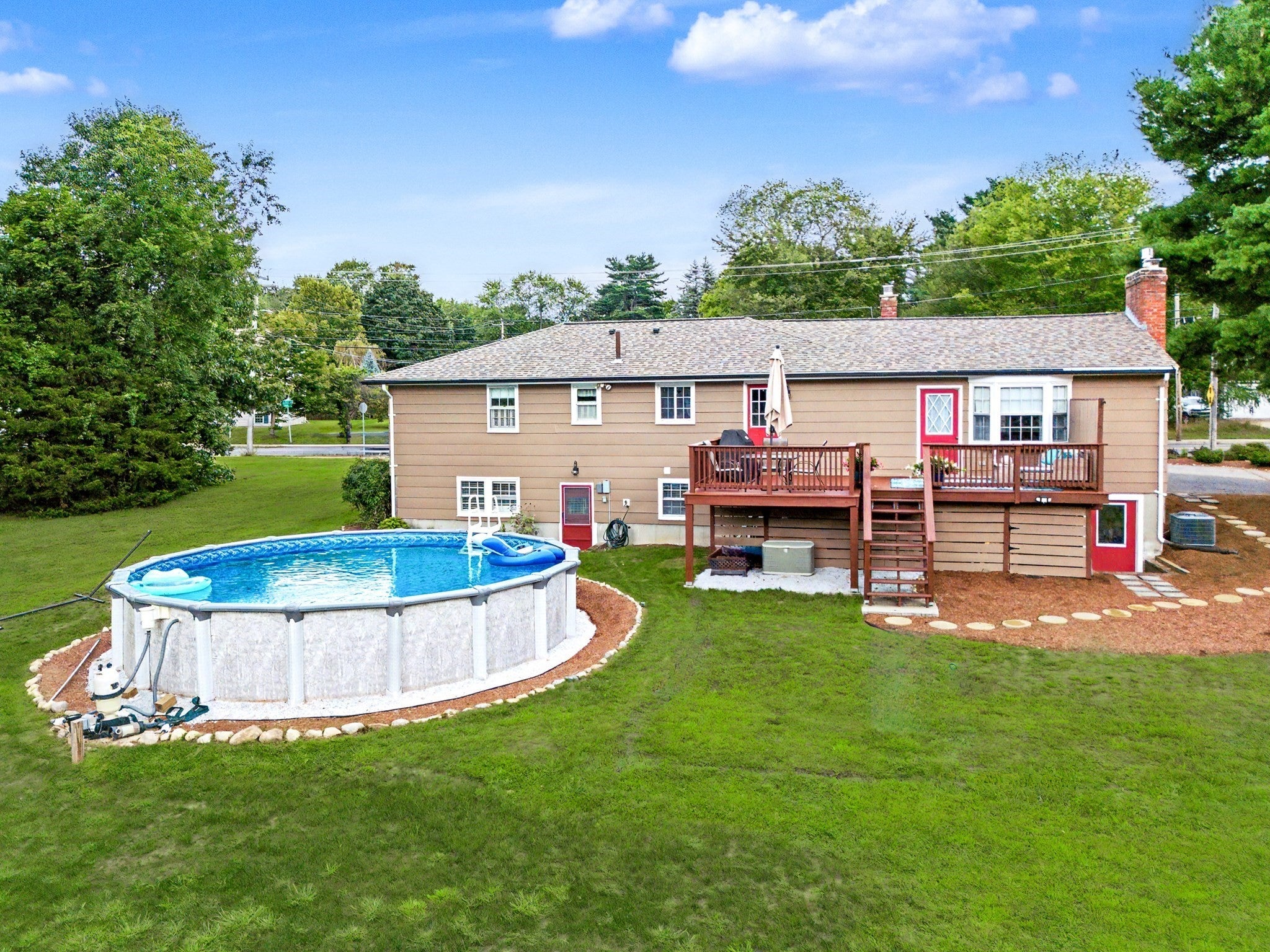 592 Pond St, Franklin, MA Photo #32